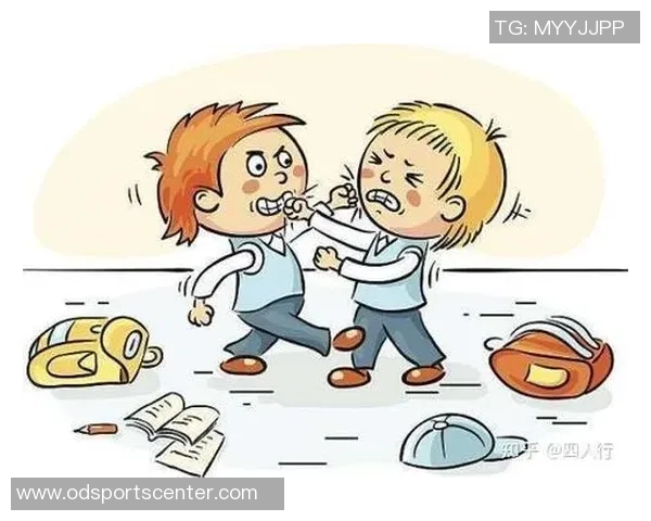 家长冲入赛场推倒小球员引发激烈冲突多方家长互殴事件曝光